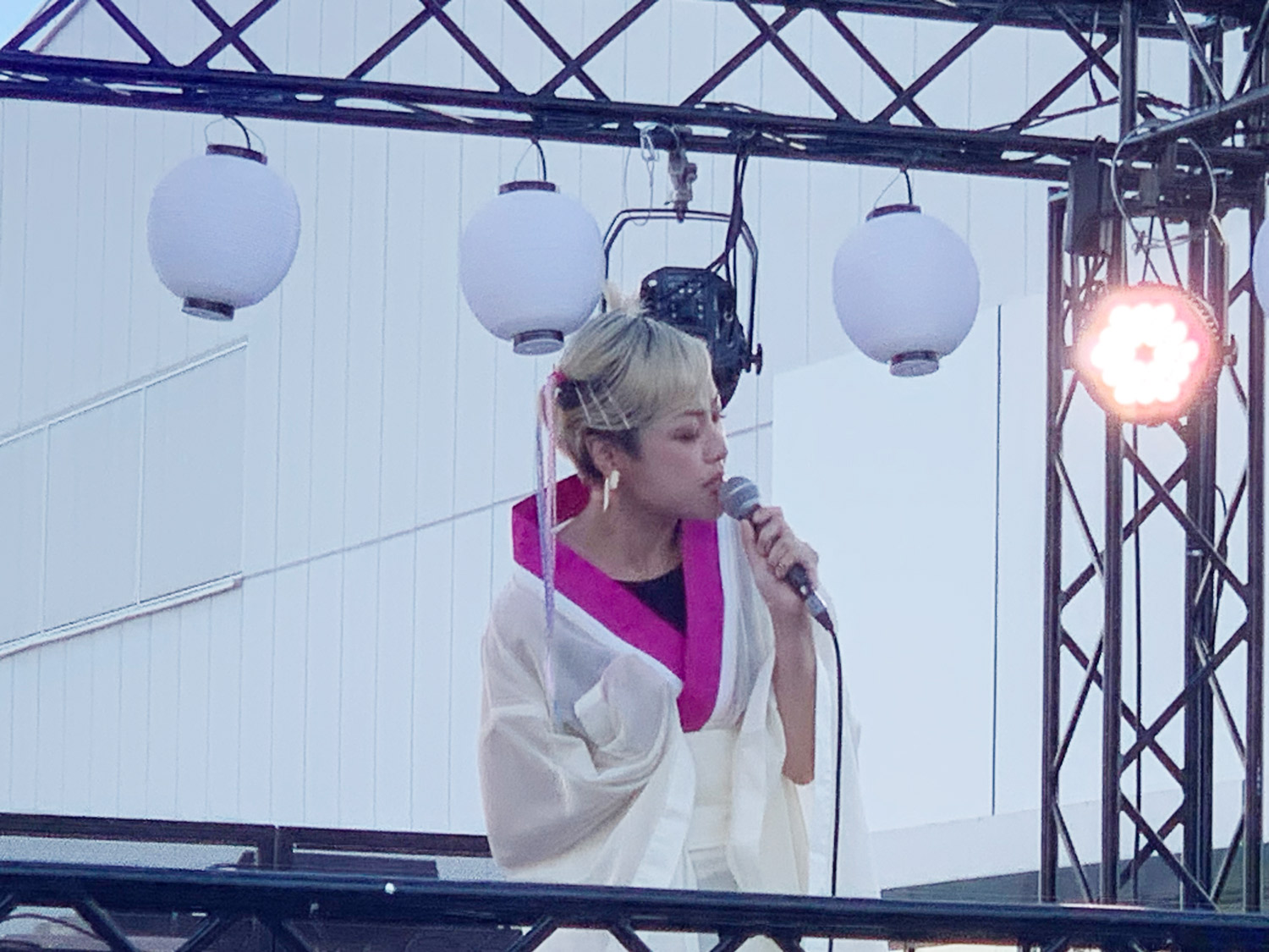 インフォメーション