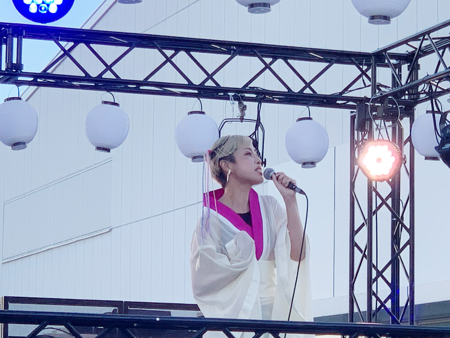 インフォメーション