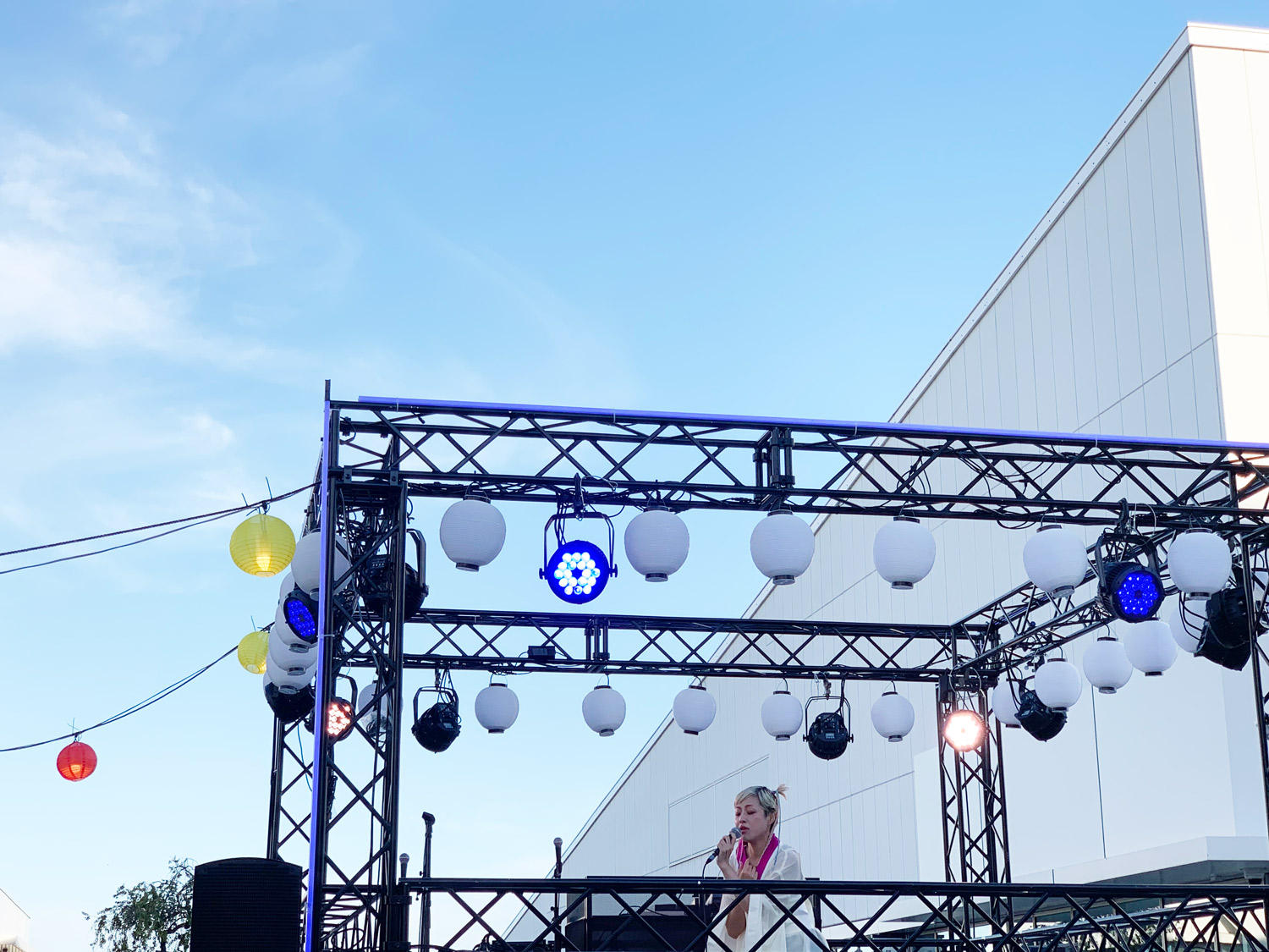 インフォメーション